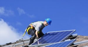 Benefits businesses face with solar panel installation Florida