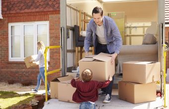How To Pack Your Electronic Items When You Are Moving Interstate